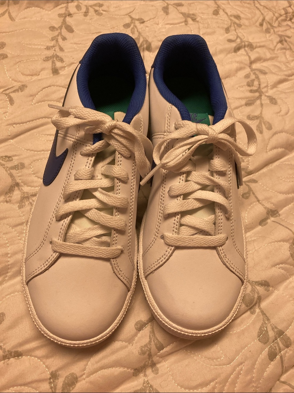 Nike womens Court Royal Sneakers 7